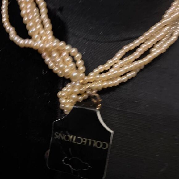 Collections Necklace Vintage 7 Multi Strand Statement Necklace Faux Pearl. - Picture 4 of 5